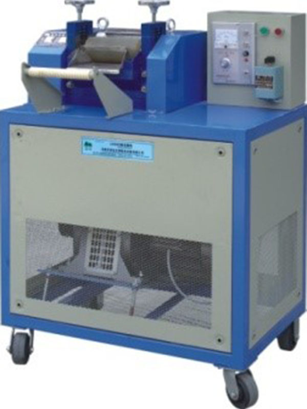 Stroj na granuláciu rezancov z PE PP fólie2