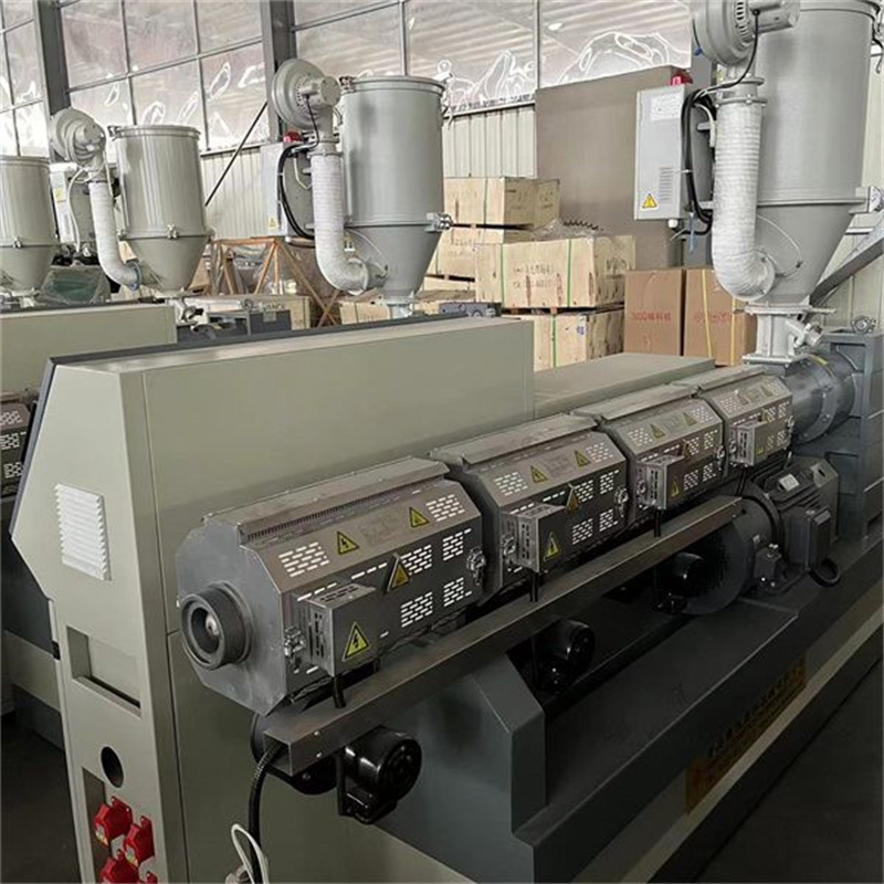 PP PE net pipe machine2