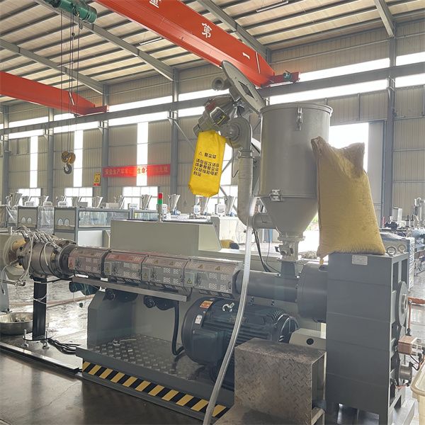 hdpe pipe extruder machine4