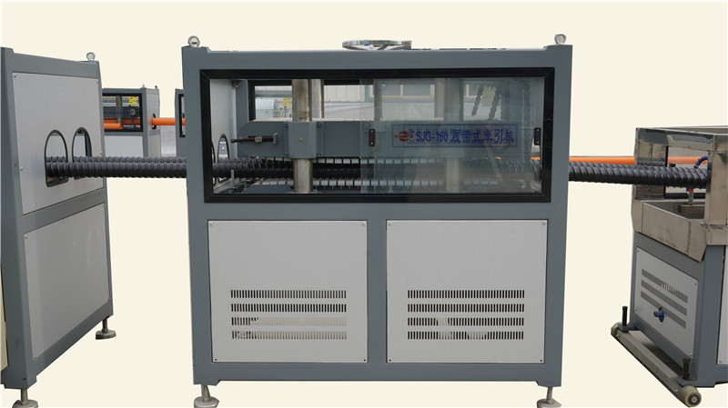 HDPE спирална брановидна пластична машина за екструдирање на цевки (4)