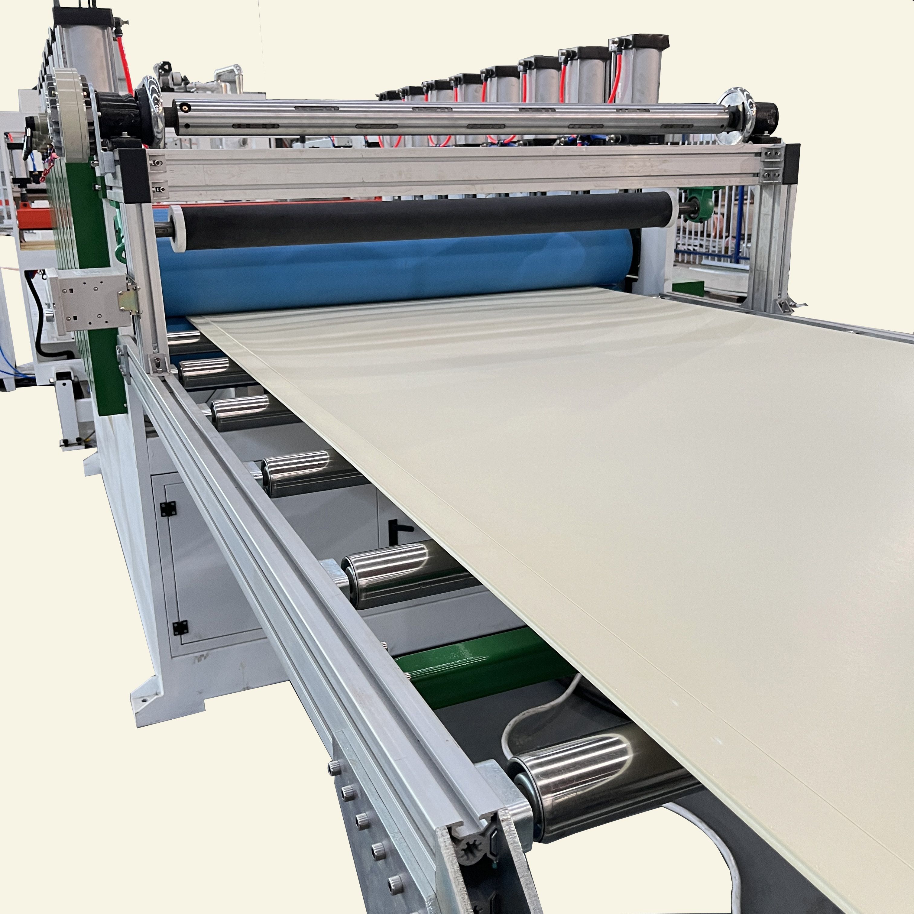 PVC foam board line operate11