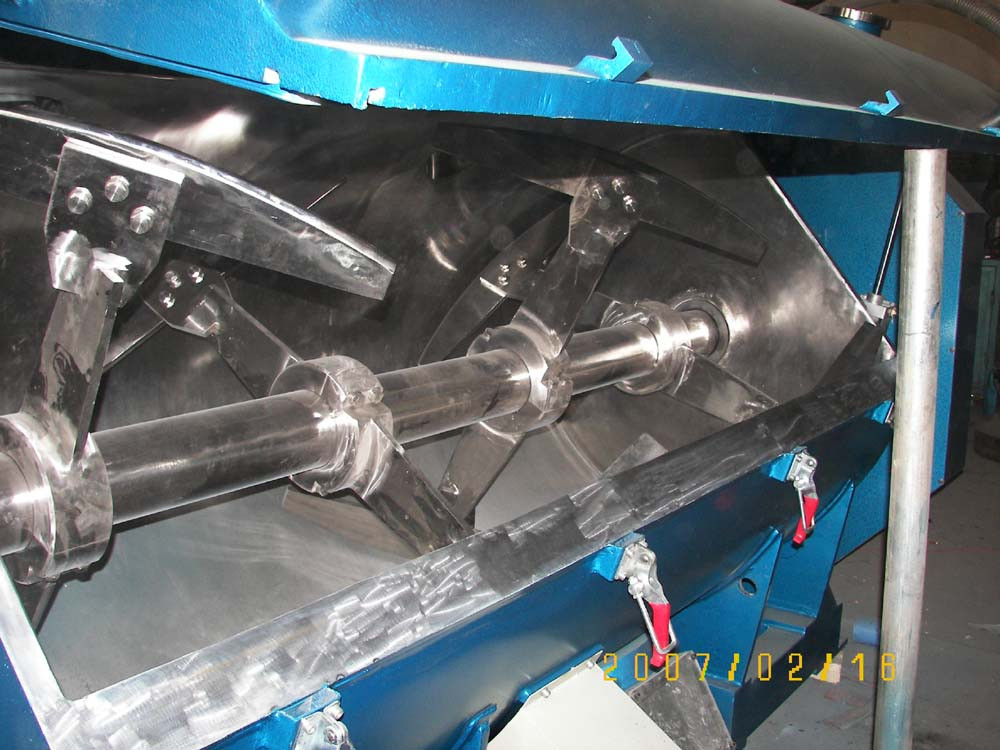 Mezcladora vertical de PVC caliente y frío (12)