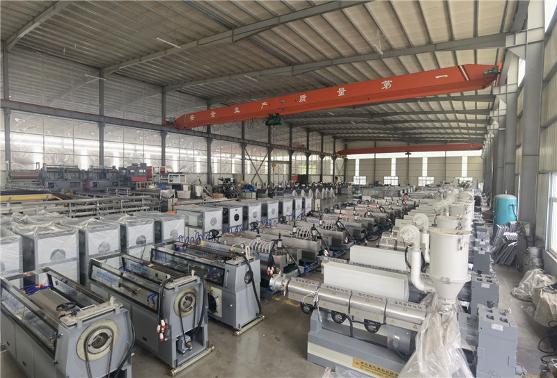 post tensioning corrugated plastic duct machine (10)